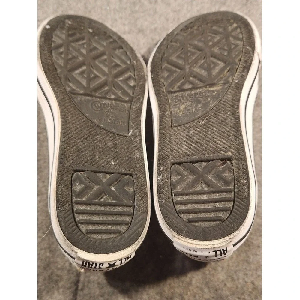 Converse Chuck Taylor All Star Shoes Kids Size 12 Car Print High Top Sneakers